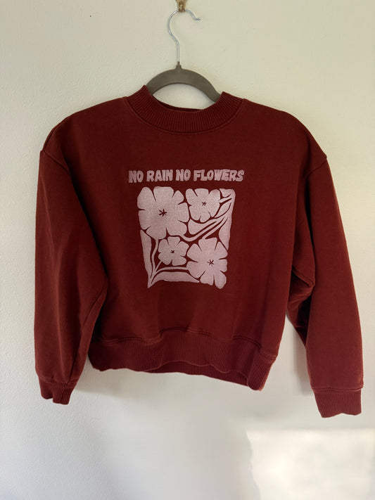 Cropped Crewneck No Rain No Flowers Sweatshirt